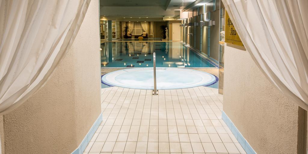 Anner Hotel Турлес Екстер'єр фото